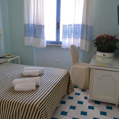 La Lampara 3*
